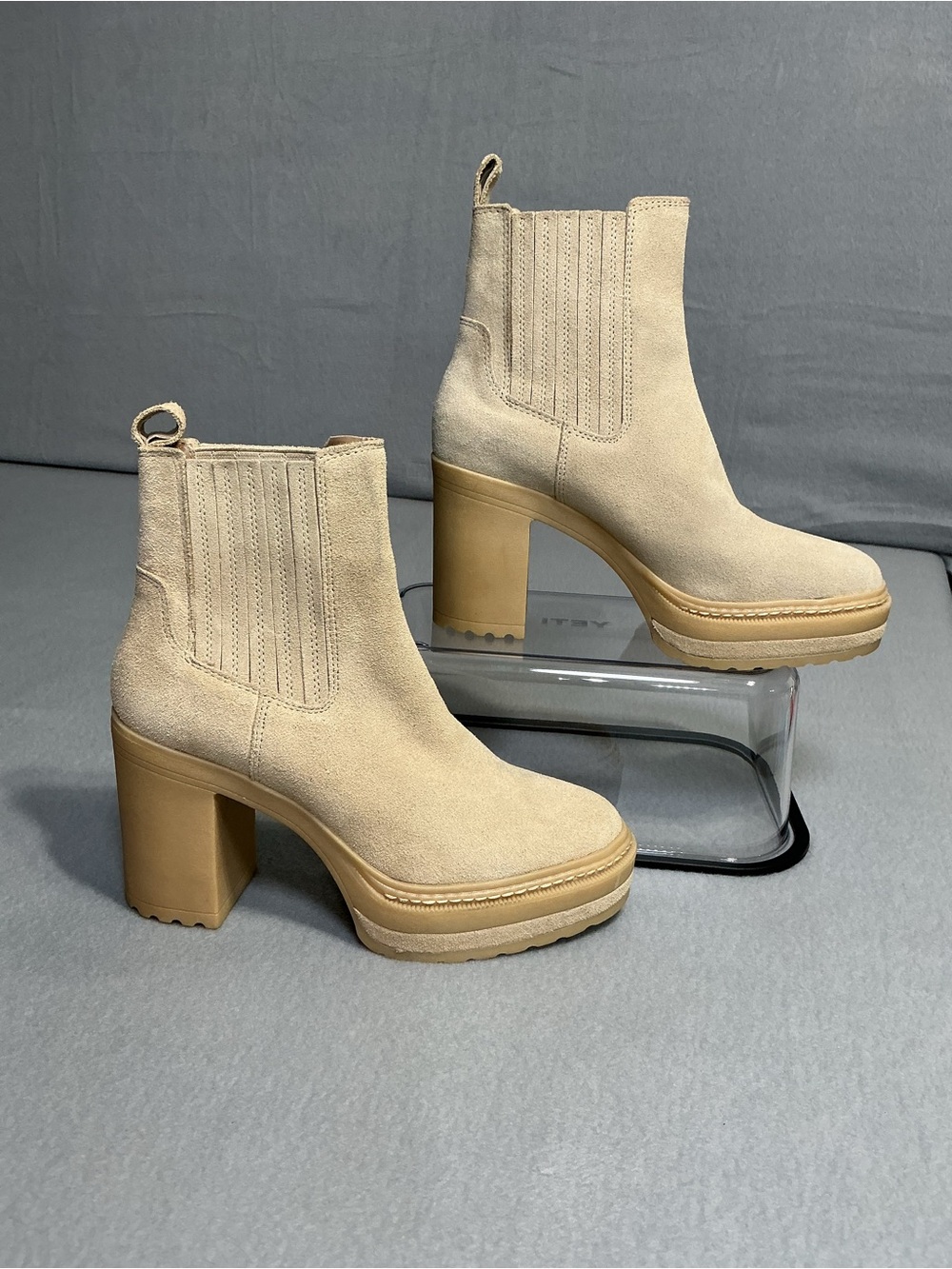 Steve Madden Lenny Heel Boots Women’s 5.5M Beige Suede Chelsea Platform Block